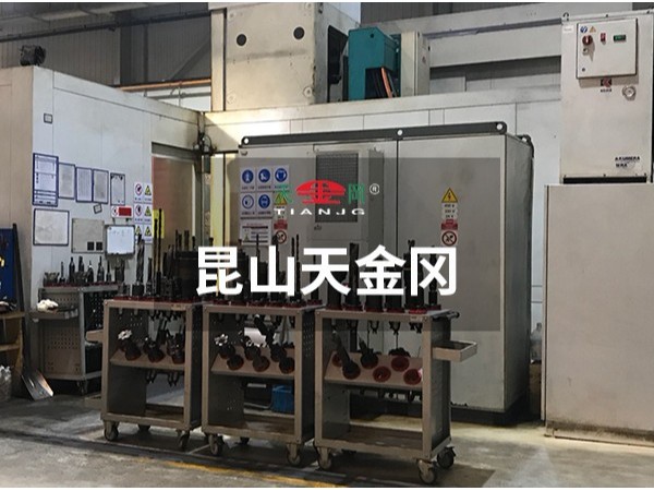 滿大街的工具柜廠家，憑什么昆山天金岡的這么火?